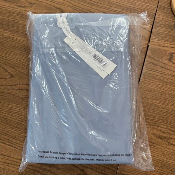 Aqua Bloomingdales Sky Blue King Size Eucalyptus Sheet Set New - Picture 2 of 6